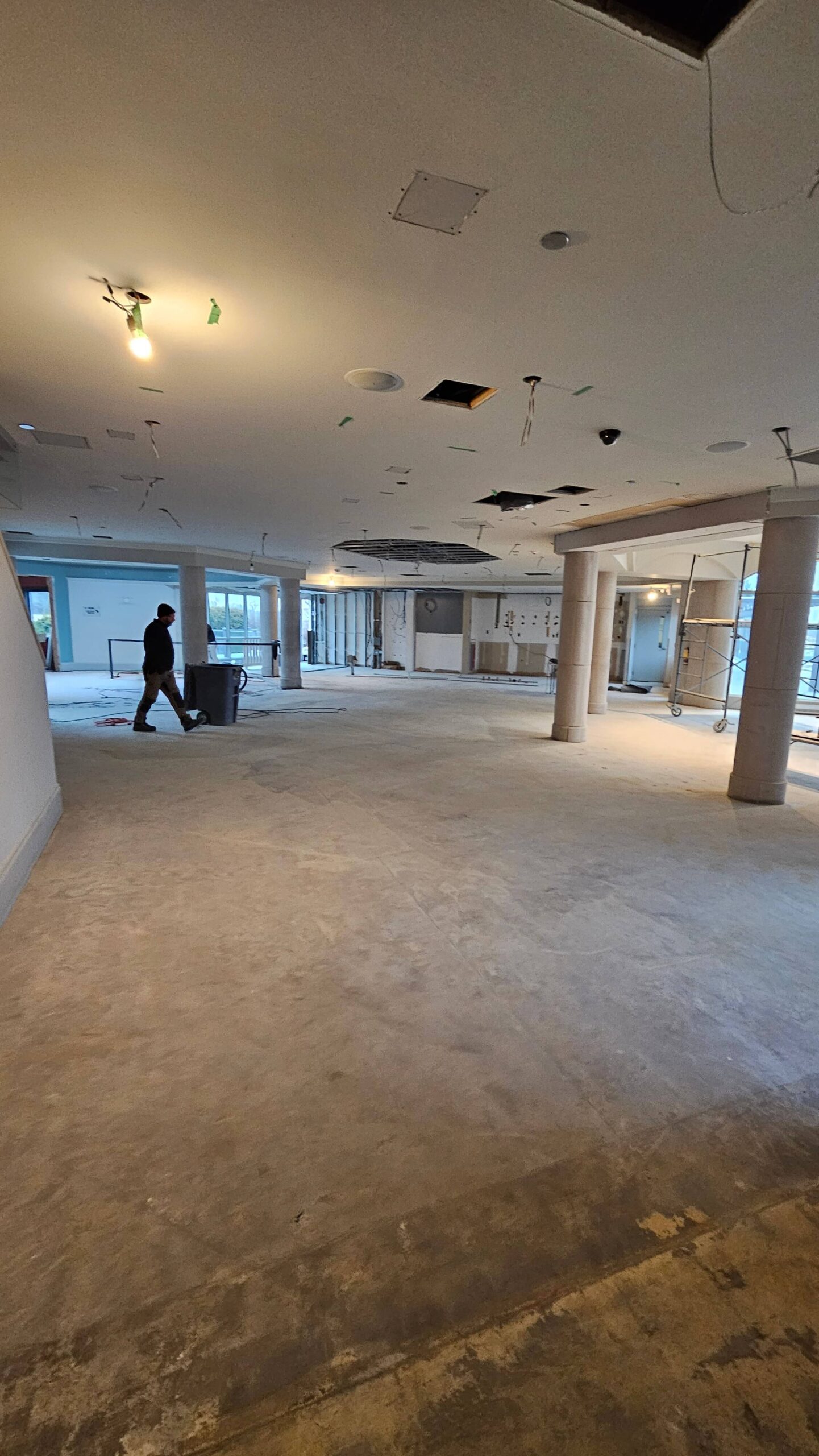 floor removal for commercial building