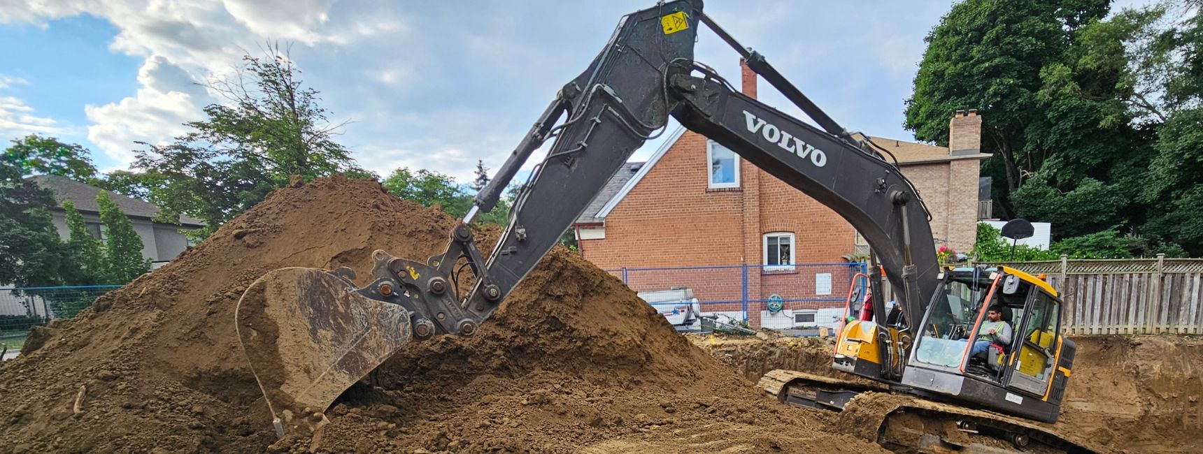 demolition equipment company toronto